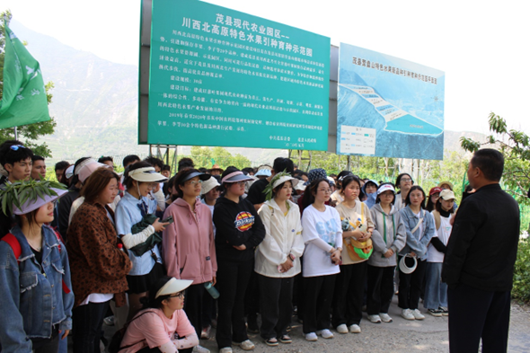 说明: https://mmbiz.qpic.cn/mmbiz_png/nhm2EcibicjBOdf2zSFksMdP9bpZPyV4Kp5goQmicTUcX4fDDPK5W22s5aqkLCIdKCUk4Vaiam43BwtXZDXw3o78IA/640?wx_fmt=png