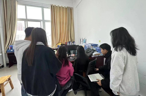 说明: https://mmbiz.qpic.cn/mmbiz_png/nhm2EcibicjBOdf2zSFksMdP9bpZPyV4KpOsKRuI9hlTicrWRthSHKcfjD7LwZ4Yj5IgGYdfXUxBfFLVjicEdKxHfw/640?wx_fmt=png