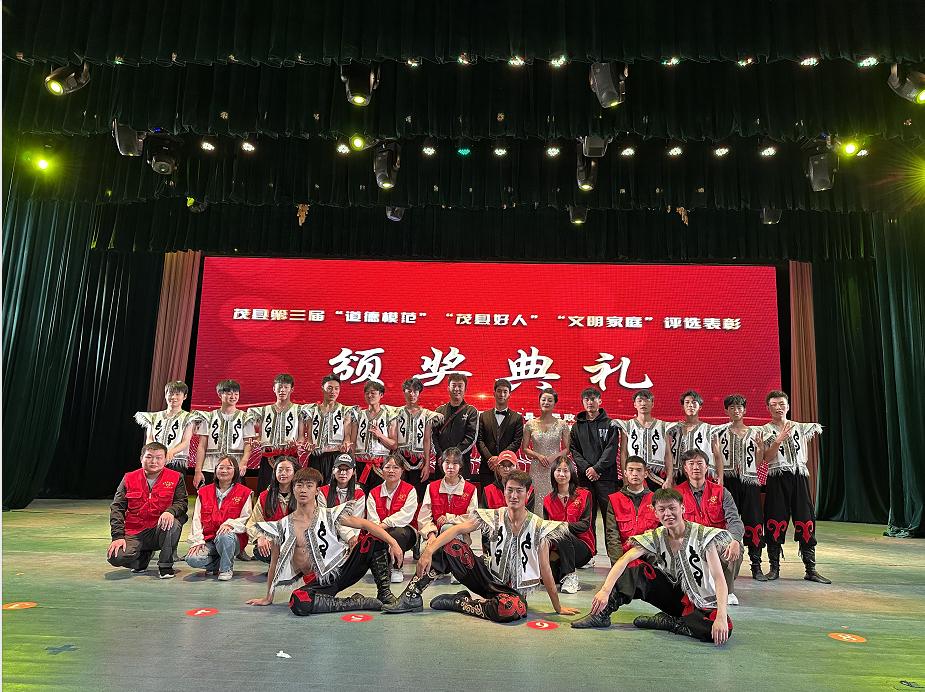 说明: https://mmbiz.qpic.cn/mmbiz_png/nhm2EcibicjBOdf2zSFksMdP9bpZPyV4Kpv9voiaibPloAnX2B78JiazsB9lW09qB3ic3KibdbbB33Ub4Tpuj0zhKbiaiaA/640?wx_fmt=png