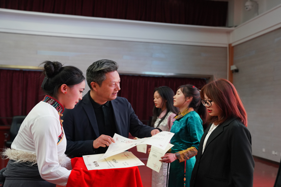 说明: https://mmbiz.qpic.cn/mmbiz_png/nhm2EcibicjBOdf2zSFksMdP9bpZPyV4KpJNdENVaTtWCpsFuceSBictXaw5KaSz4RMSRnjI7WZaiaTy4u0nic5UeQQ/640?wx_fmt=png